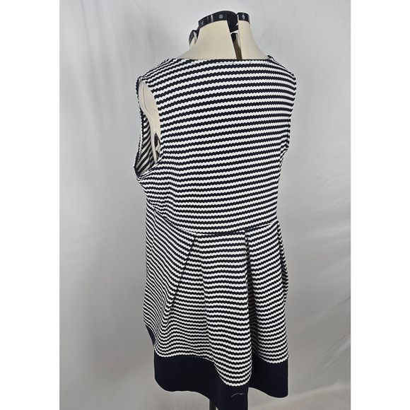 Rue21 Dress Women's 2X Navy White Striped Half Front Zip Sleeveless Ruffles NWT - Picture 14 of 15